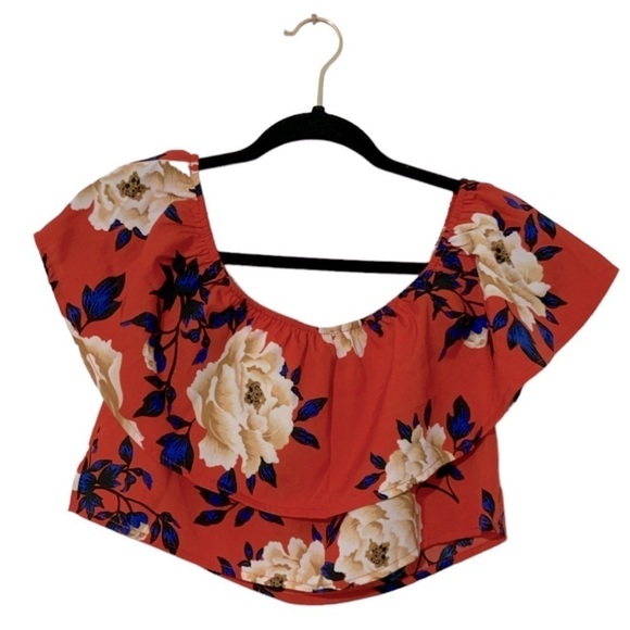 NWT Women’s Floral Ruffle Red Top and Mini Skirt Set Sz 6 - Picture 2 of 7